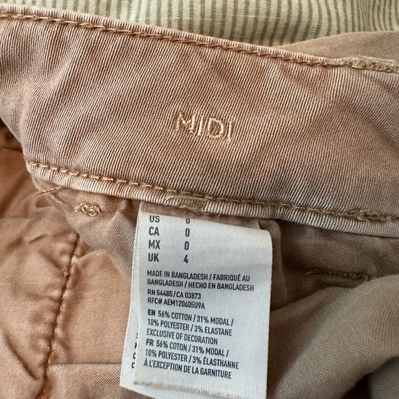 American Eagle MIDI Twill Khaki Shorts - Picture 4 of 6